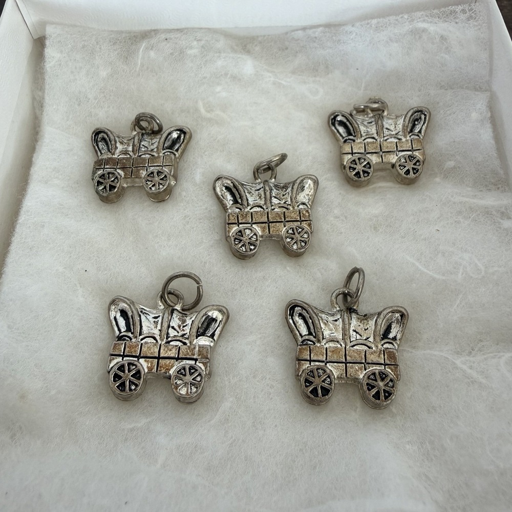Vintage Covered Wagon Charms 5 Pc Metal Travel Western‎ Bracelet Pendants